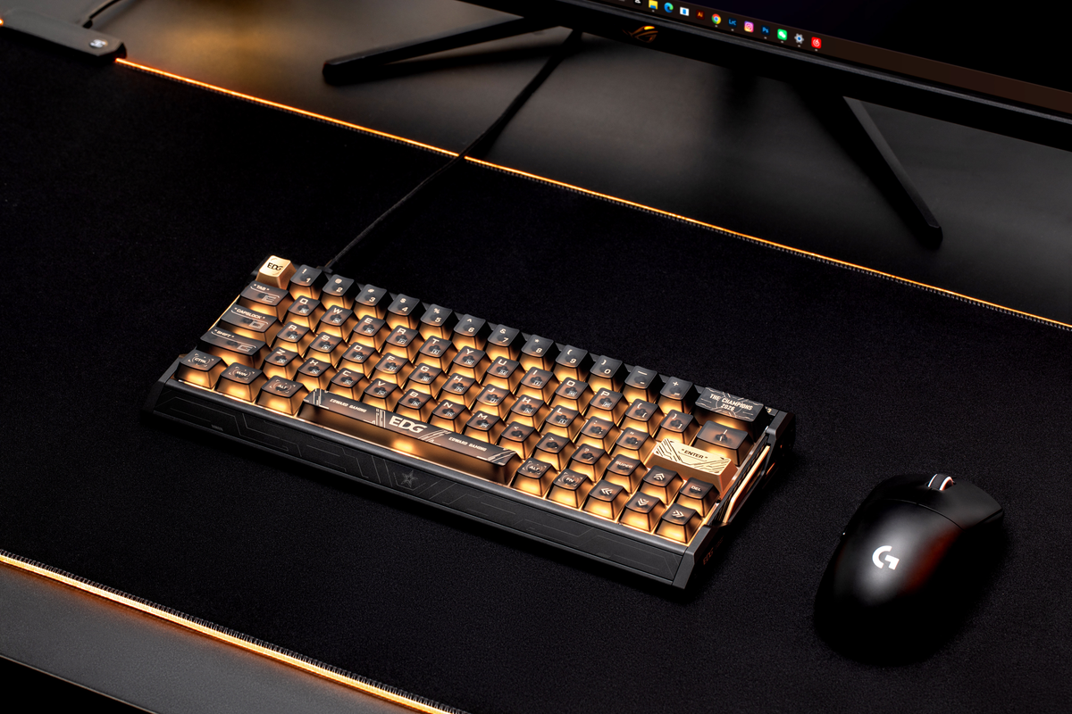 IQUNIX EV63 EDG Edition Hall Effect Gaming Keyboard